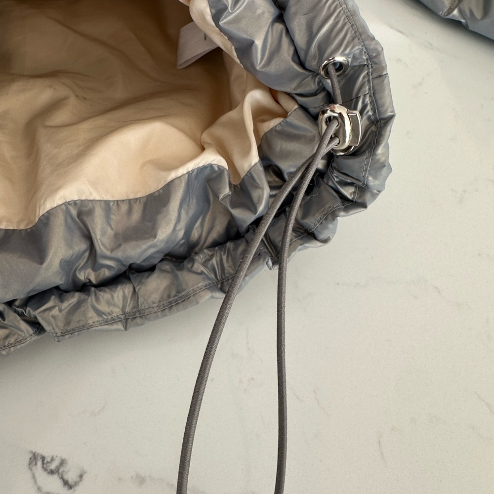 Lattier 100% Down Silver Puffer | Gorpcore Techwear Scandinavian Minimalist sz M - Picture 10 of 10